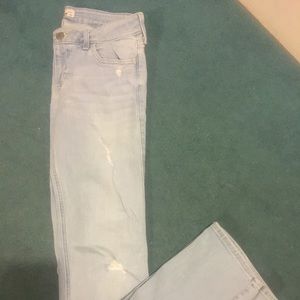 Hollister destroyed jeans